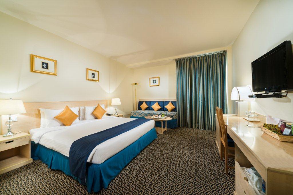 Tulip Inn Downtown Маскат Экстерьер фото