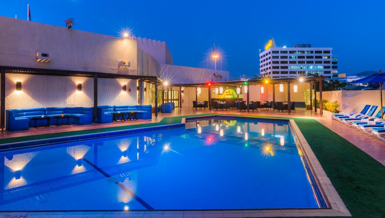 Tulip Inn Downtown Маскат Экстерьер фото